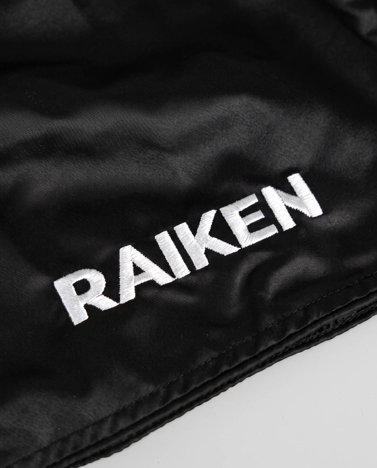 Raiken Muay Thai Shorts KAZE - Zwart
