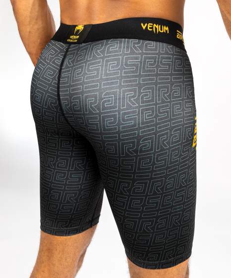 Venum x Ares Vale Tudo Shorts – Svart/Guld