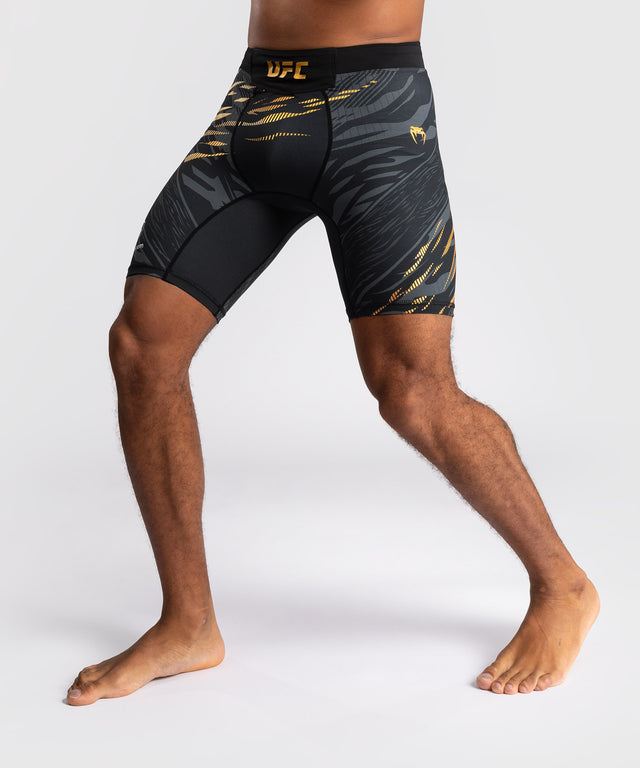 Pantaloncini MMA Venum UFC Vale Tudo Fight Night Fusion – Champion