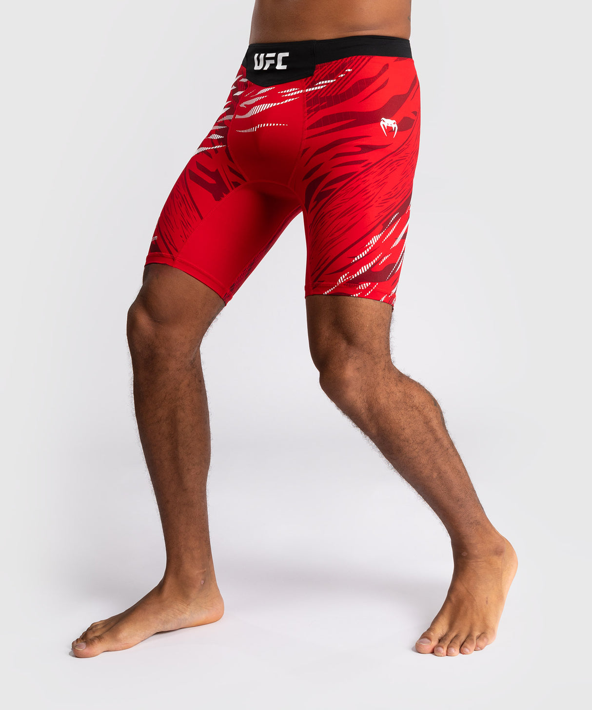 UFC Venum Vale Tudo Fight Night Fusion Shorts - Rood