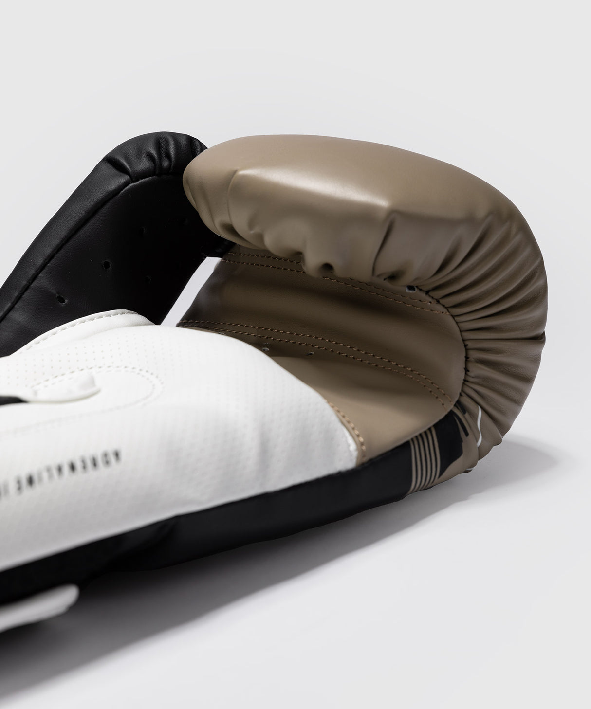 Venum Bokshandschoenen Adrenaline - Zwart/Zand