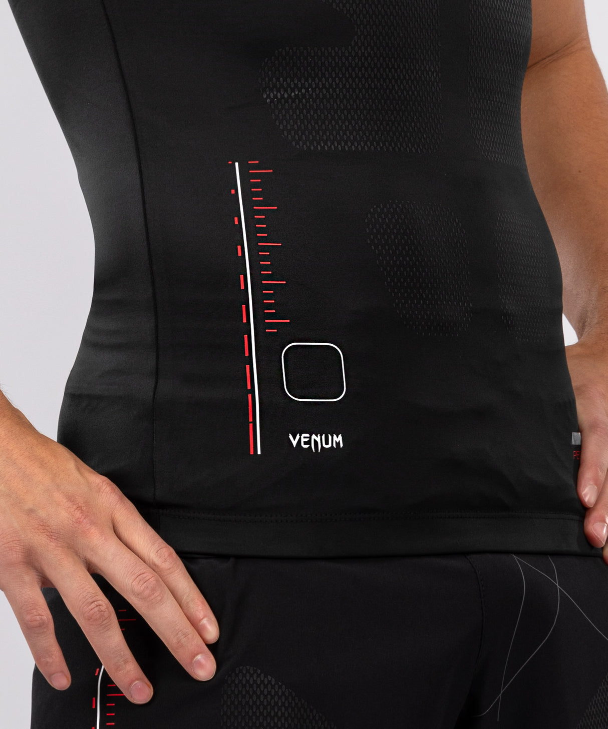 Venum Rashguard Tactical XT Mouwloos - Zwart/Rood