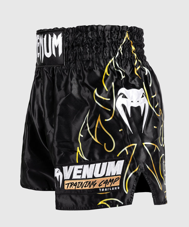 Venum Muay-Thai-Shorts VTC Flames – Schwarz/Gold