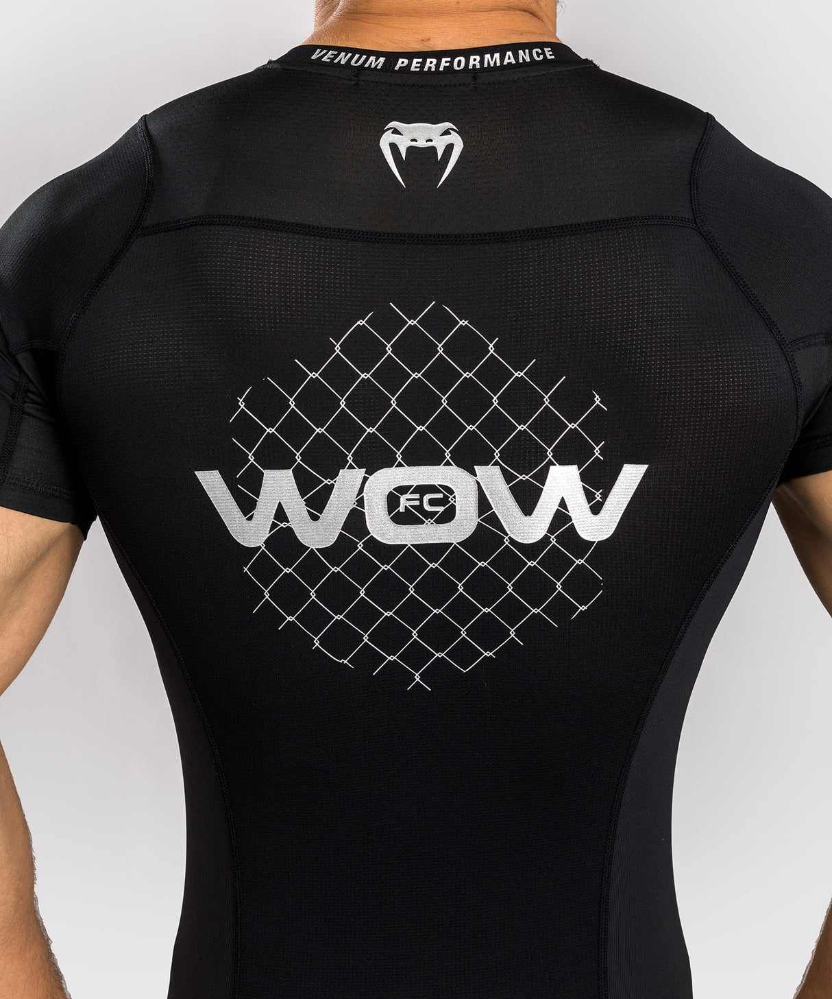 Venum x WOW FC Rashguard - Korte Mouwen - Zwart/Zilver Grijs