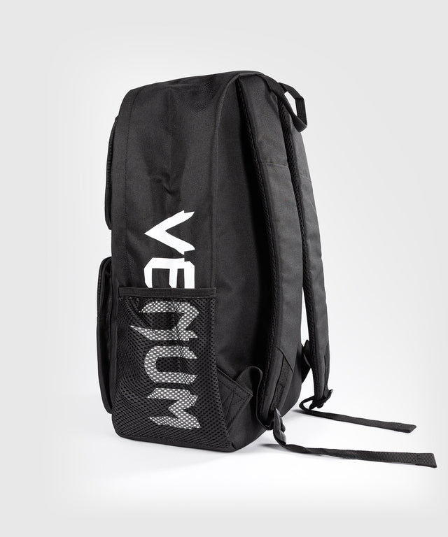 Sportovní taška Venum Essential – Černá