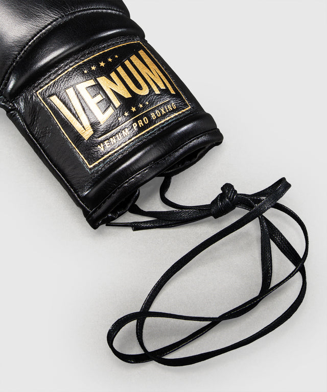 Venum x Mike Tyson Profi-Boxhandschuhe Giant 2.0 Pro mit Schnürverschluss – Schwarz/Gold