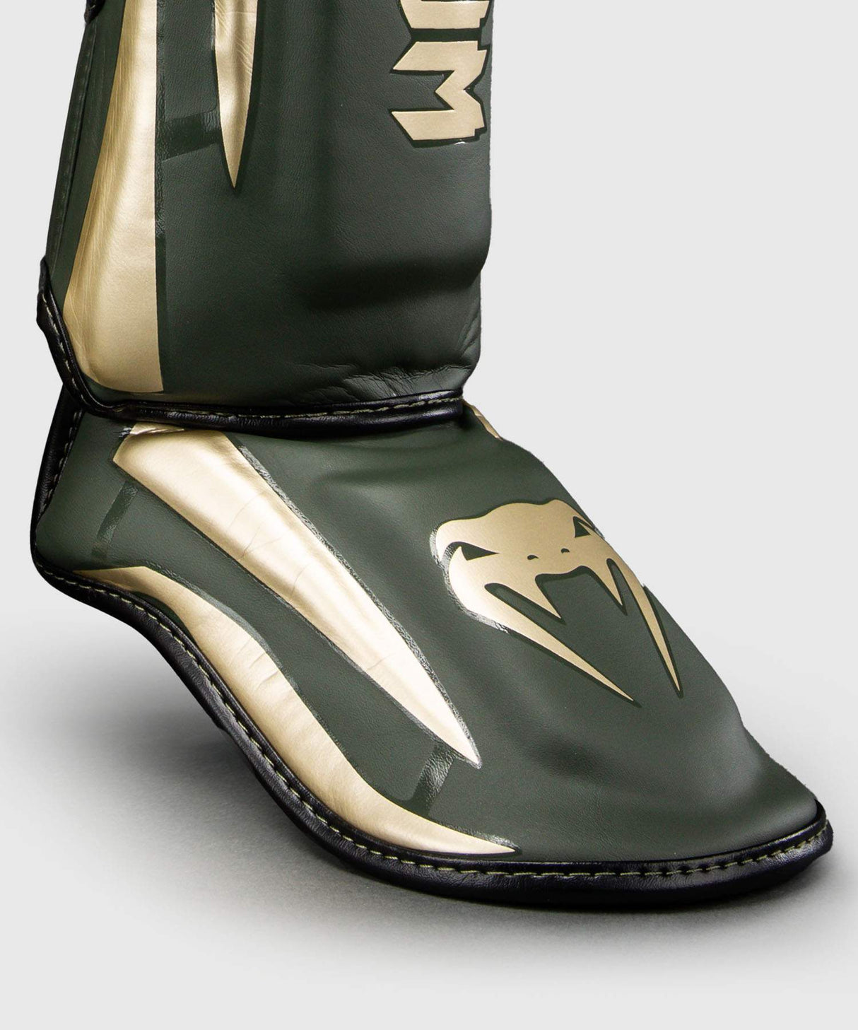 Venum Scheenbeschermers Elite - Kaki Groen/Goud