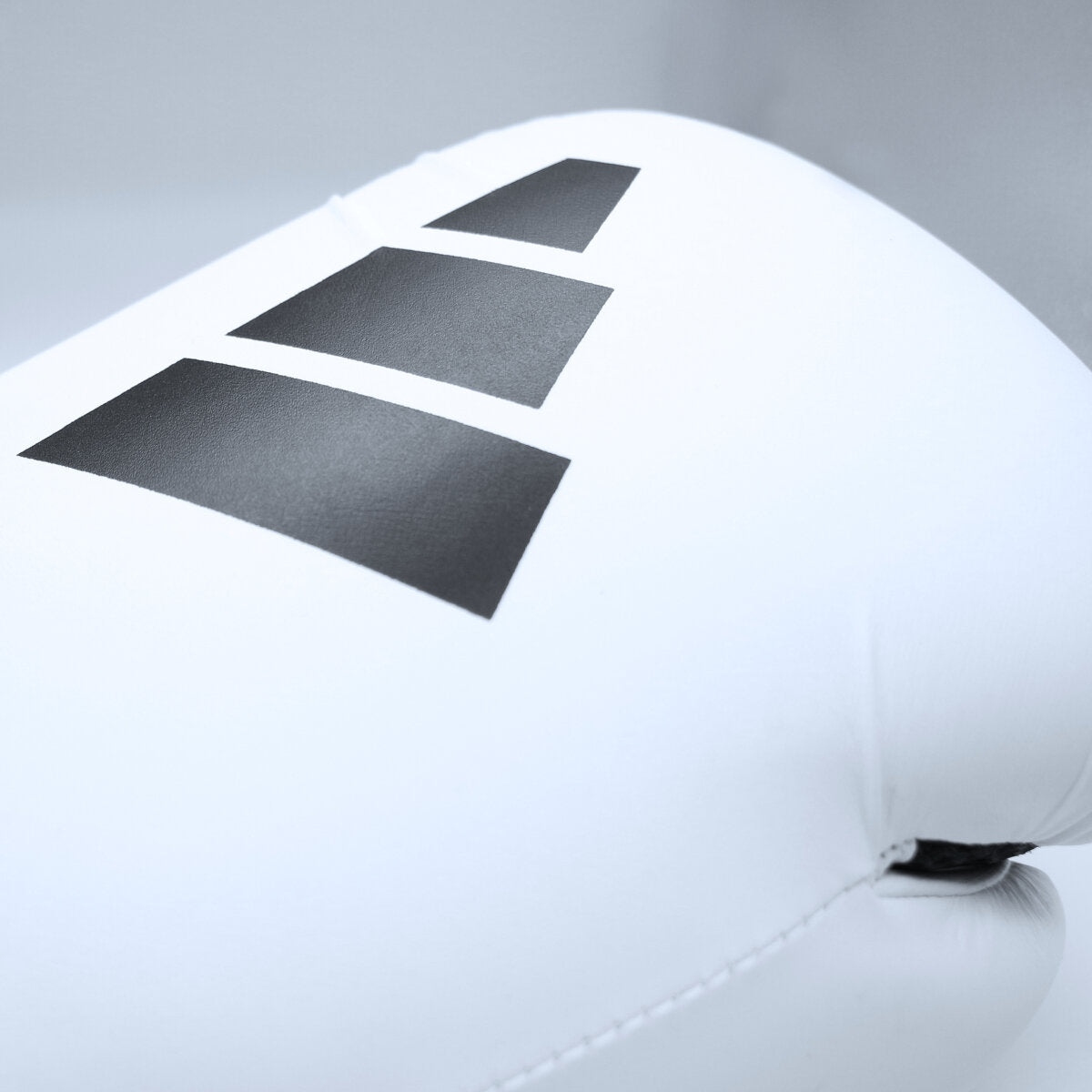 Guantes de boxeo Adidas Power 25 – Blanco/Negro