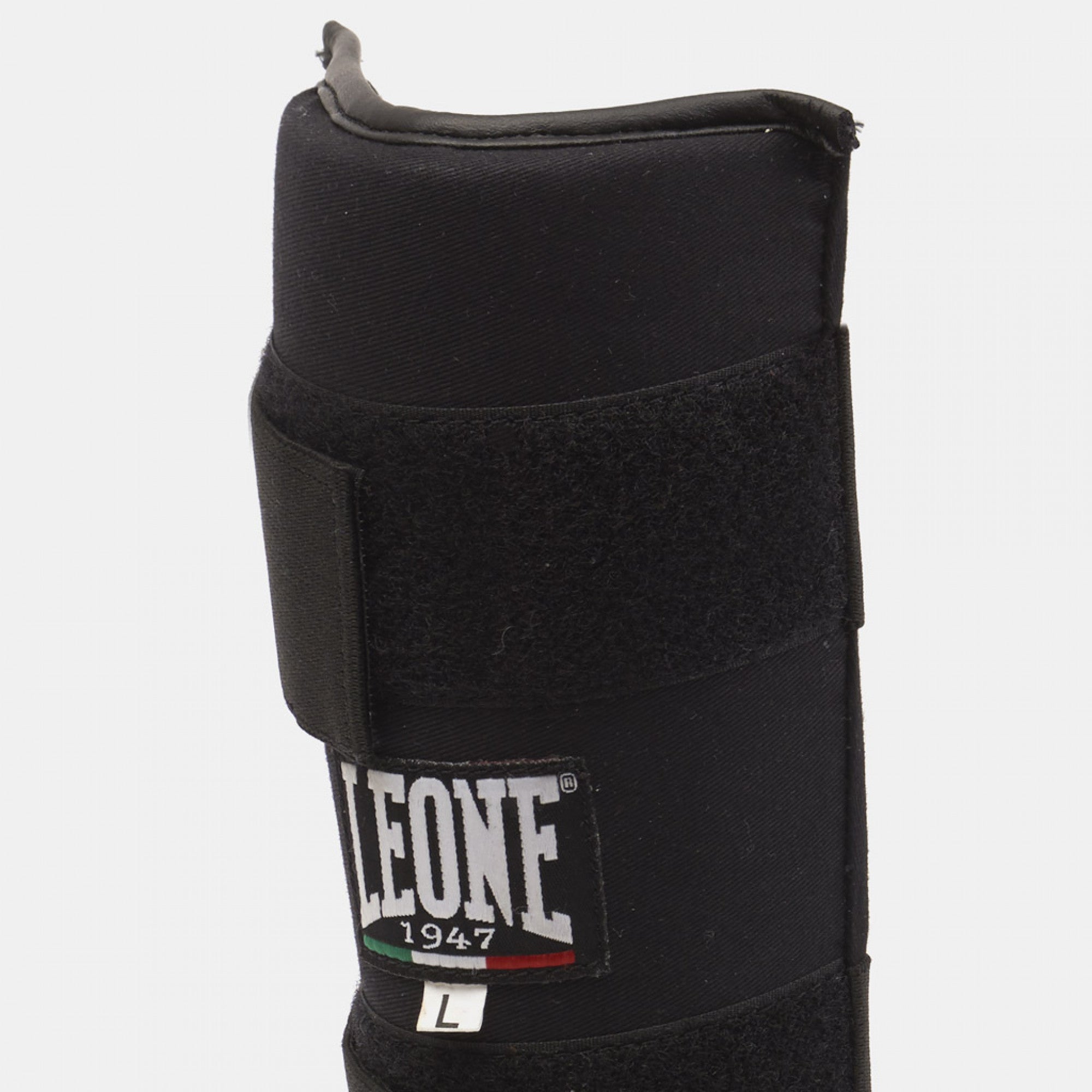 Leone Kickboks Scheenbeschermers Basic - Zwart