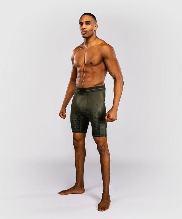 Venum MMA-shorts Stealth – Khaki/mörkgrön