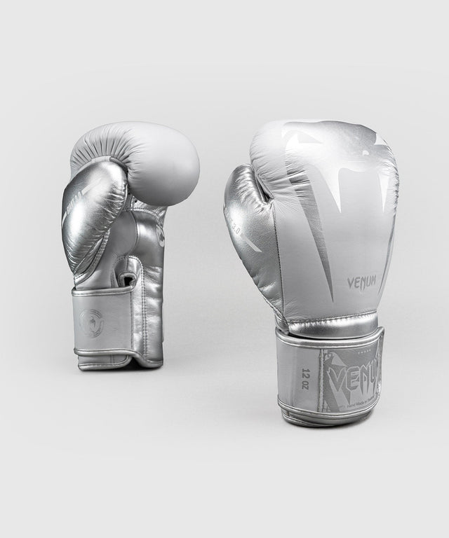 Mănuși de box Venum Giant 3.0 – Gri/Argintiu