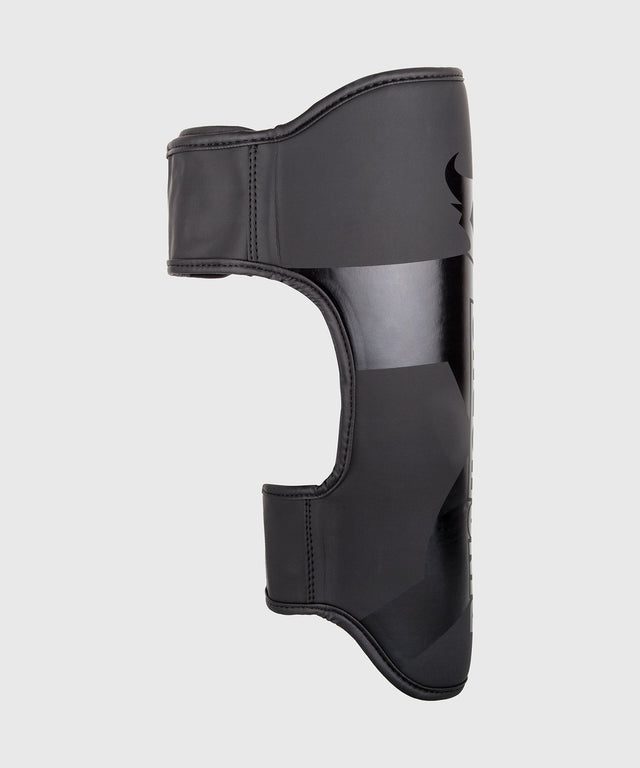 Ringhorns Scheenbeschermer Charger Zwart/Zwart