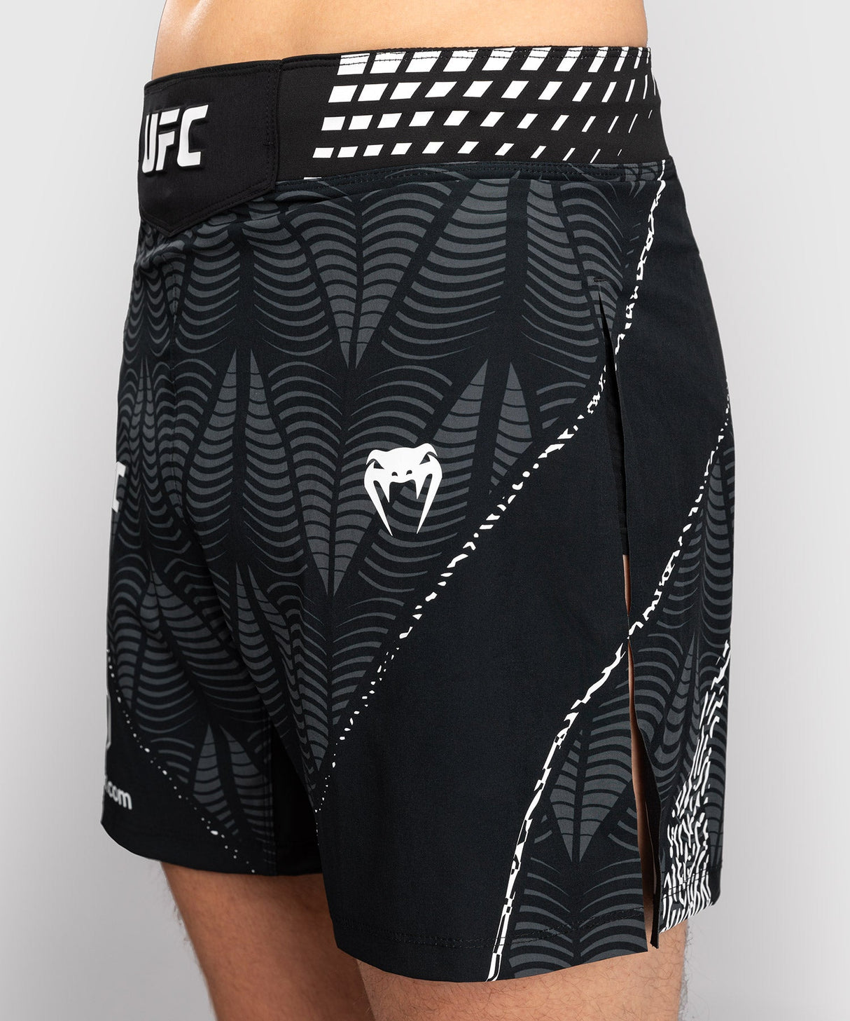 Venum UFC MMA Shorts Zenith Gladiator - Zwart