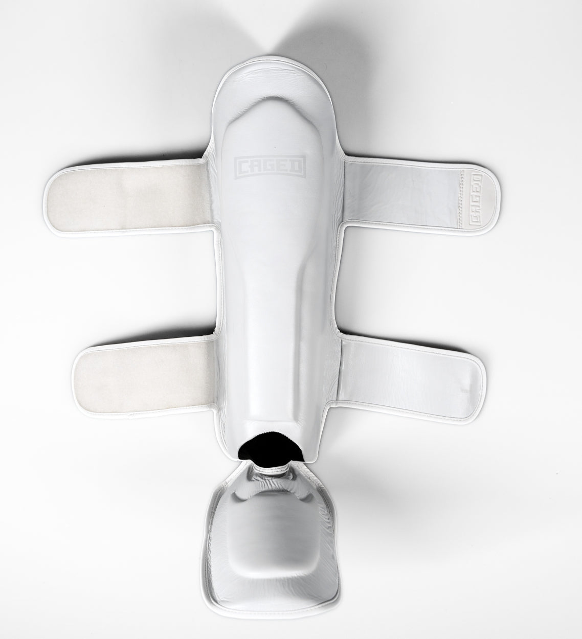 Caged Kickboks Scheenbeschermers ’X’ Series - Wit/Wit - Scheenbeschermers