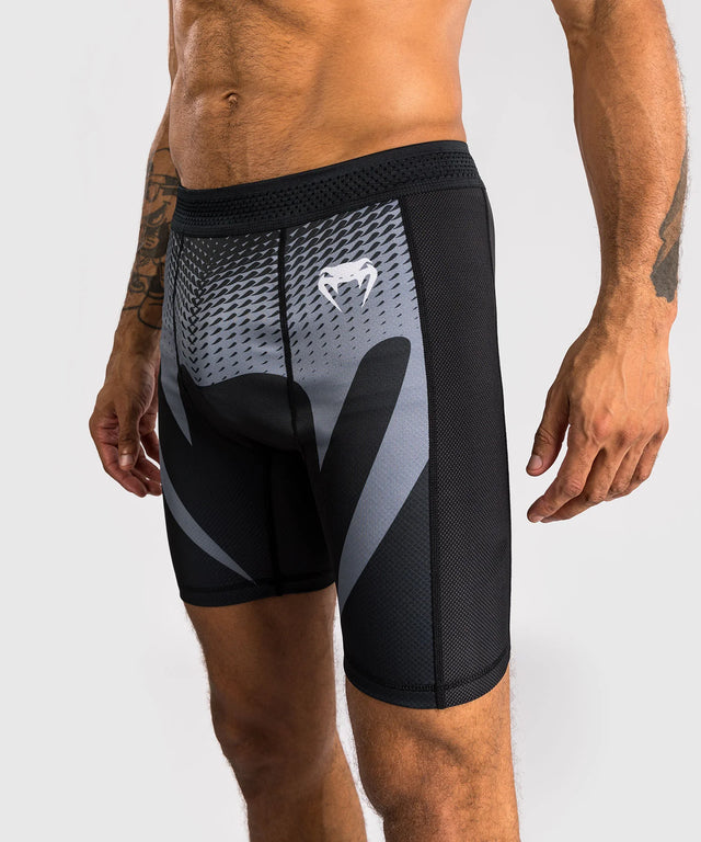 Venum No Gi Vale Tudo MMA trenky – Černé/Stříbrné