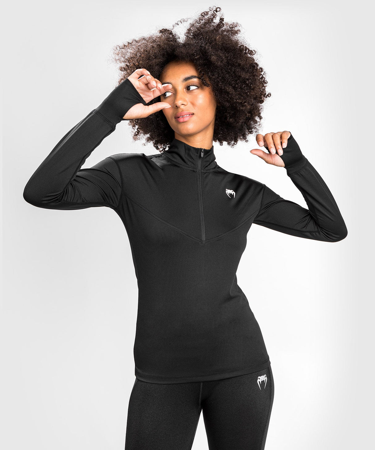 Venum Long Sleeves Essential - Zwart