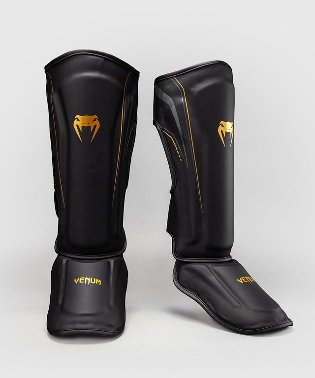 Venum Streamline Shin guards – Black/Gold