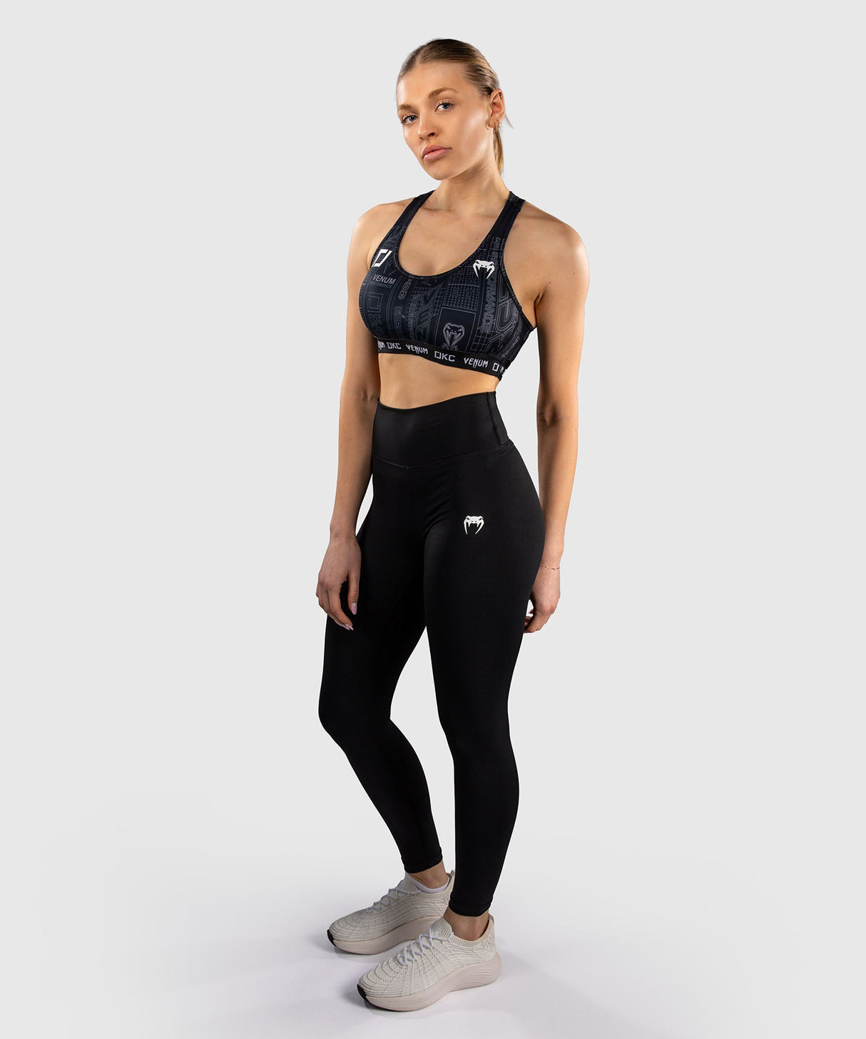 Venum Karate Combat Sportbeha - Zwart/Grijs