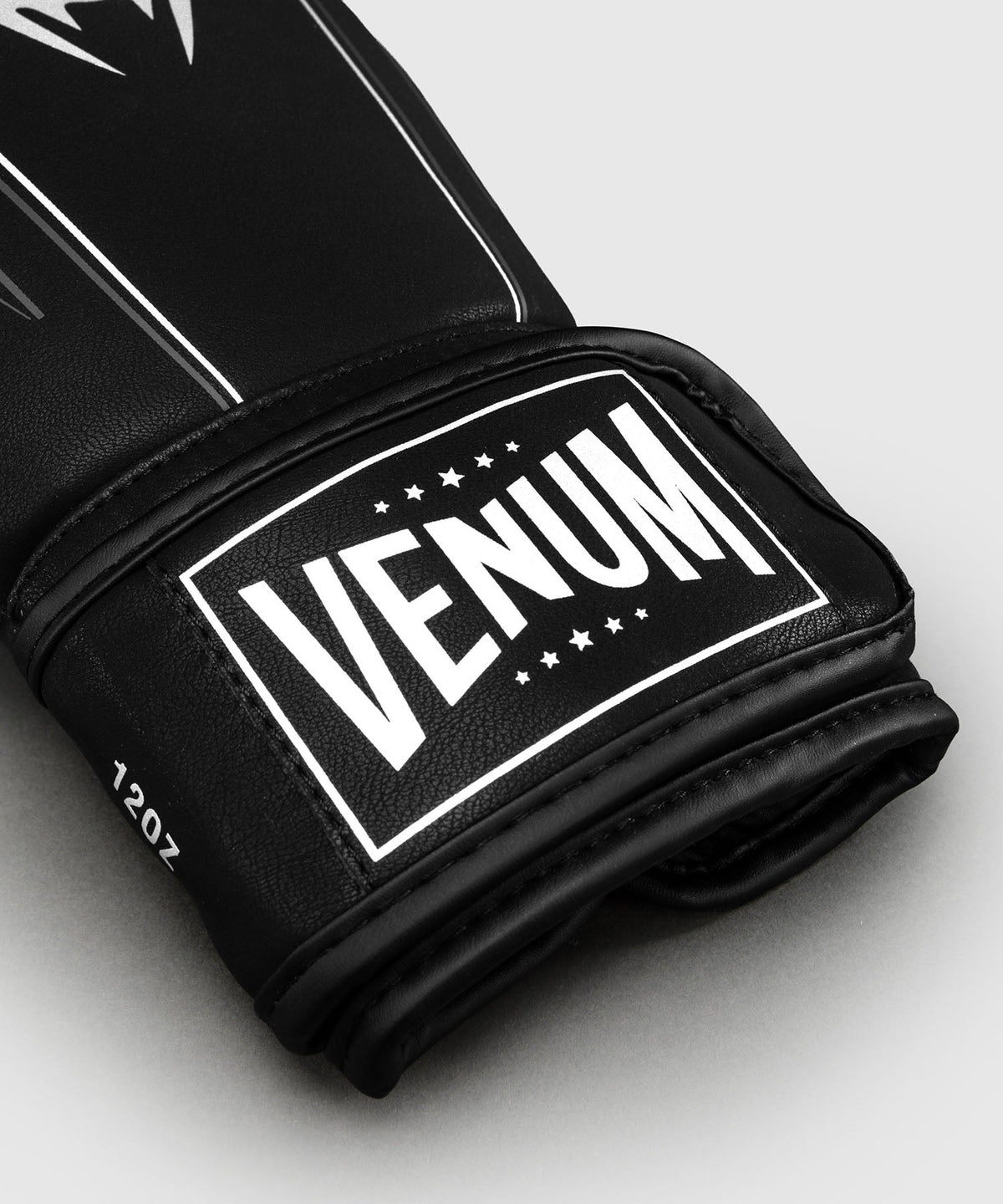 Venum Bokshandschoenen Streamline - Zwart/Wit