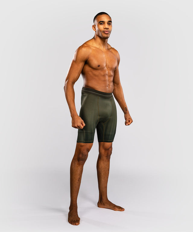 Venum MMA-shorts Stealth – Khaki/mörkgrön