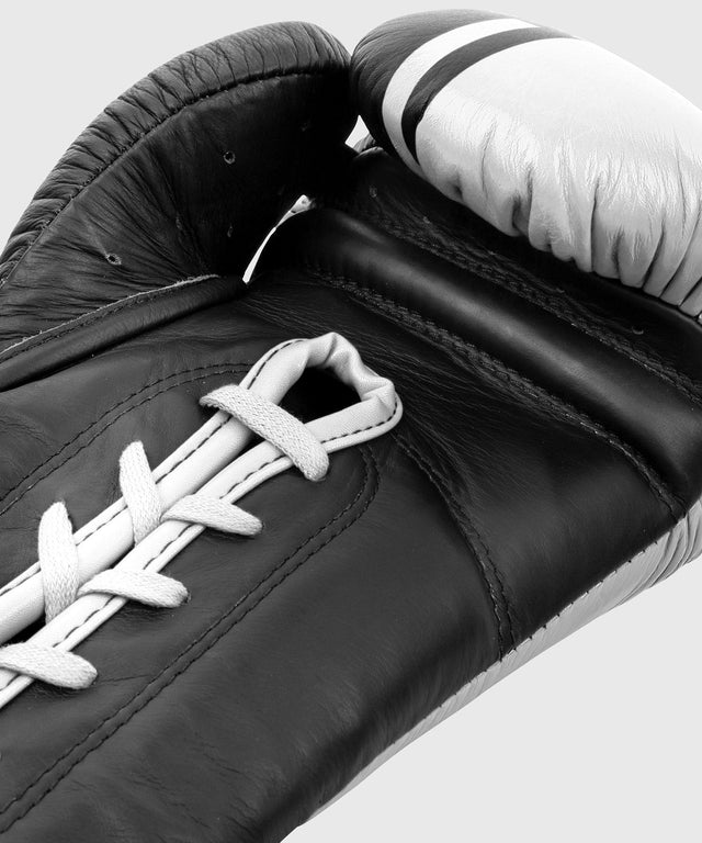 Venum Boxningshandskar Shield Pro – Svart/Vit