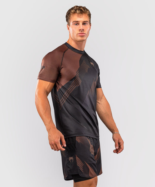 Camiseta Venum No-Gi 6.0 – Negro/Marrón