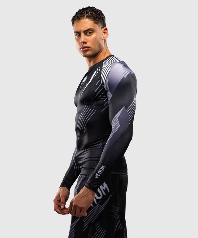 Rashguard Venum No-Gi 6.0 Mâneci Lungi – Negru/Alb