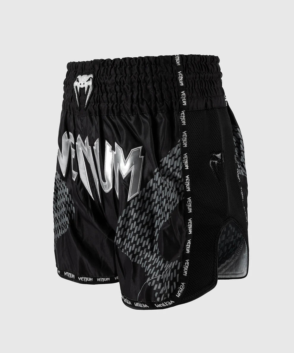 Venum Muay Thai Shorts Nexus - Zwart