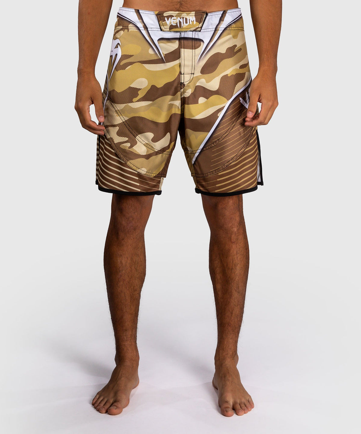 Venum MMA Shorts Camo Hero - Lichtbeige/Bruin