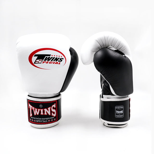 Boxerské rukavice Twins BGVL3 Air – Černé/Bílé