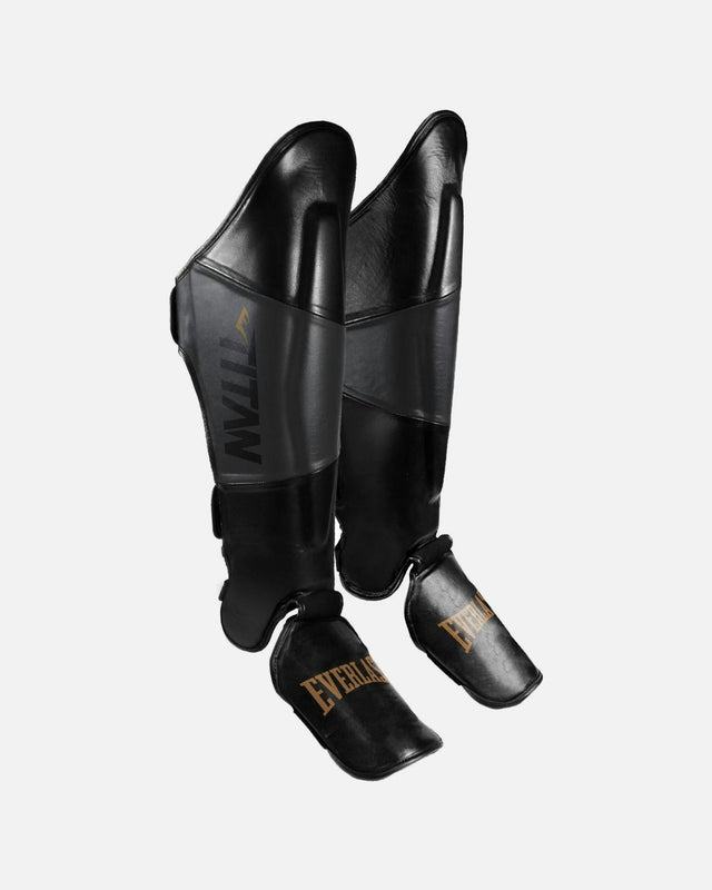 Ochraniacze na piszczele Everlast Titan Pro Striking – Czarne