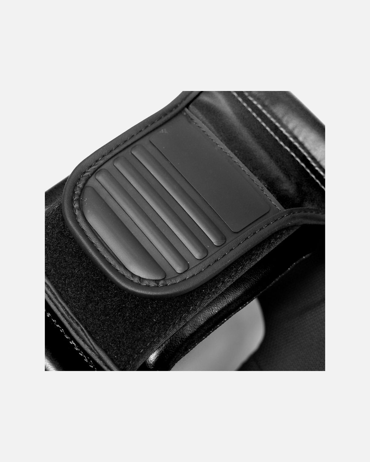 Adidas Kopfschutz Power 50 – Schwarz