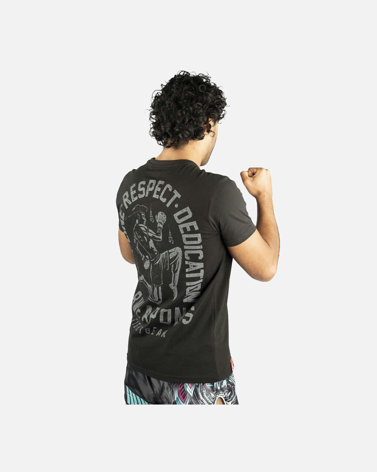 8 WEAPONS T-Shirt Tombstone - Zwart