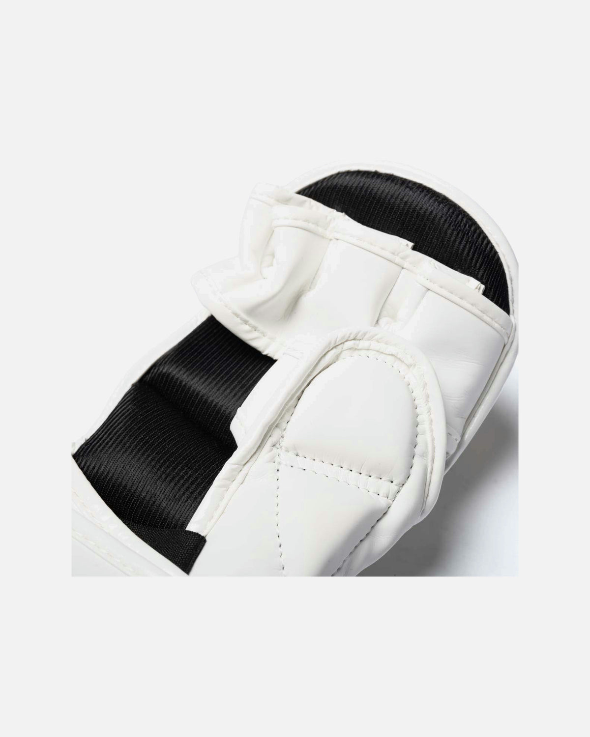 Phantom Athletics MMA Handschoenen APEX - Wit