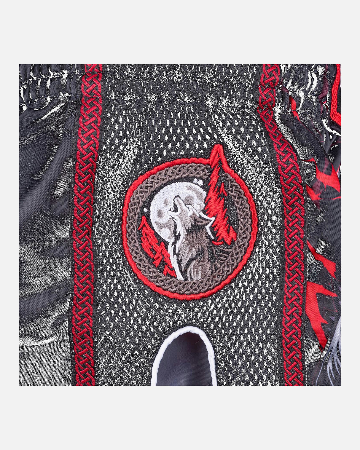 8 WEAPONS Muay Thai shorts Beastial Wolf - Zwart/Rood