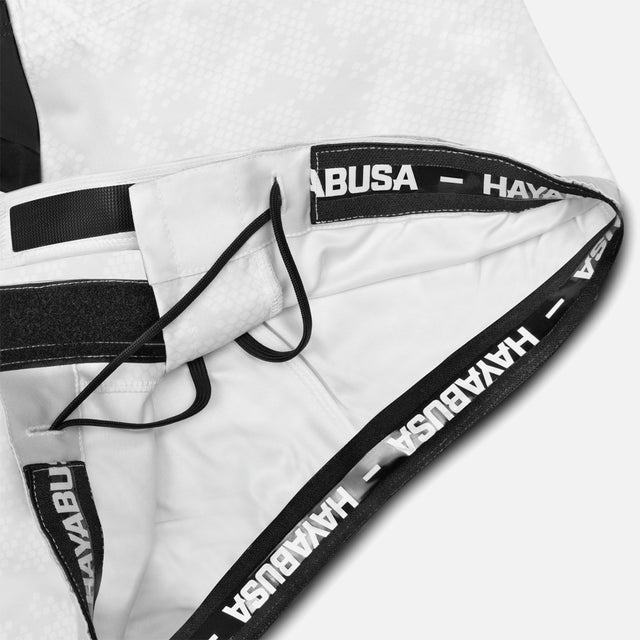 Pantaloncini MMA Hayabusa Hexagon – Bianco
