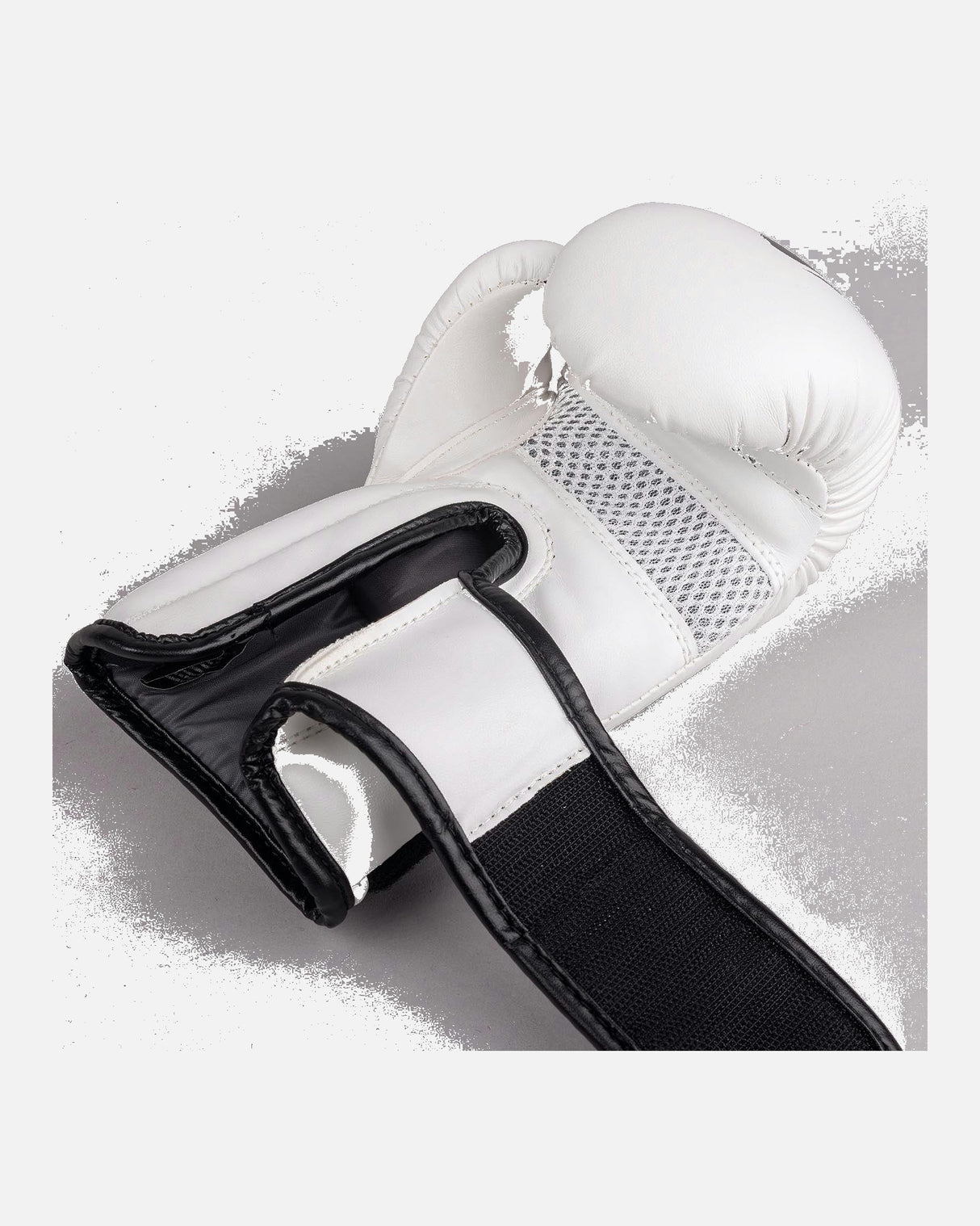 8 WEAPONS Bokshandschoenen Unlimited 2.0 - Wit/Zwart