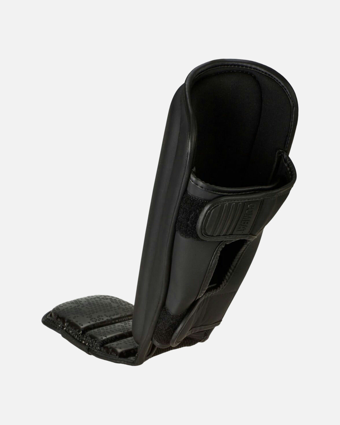 Adidas Shin guards Combat 50 – Black