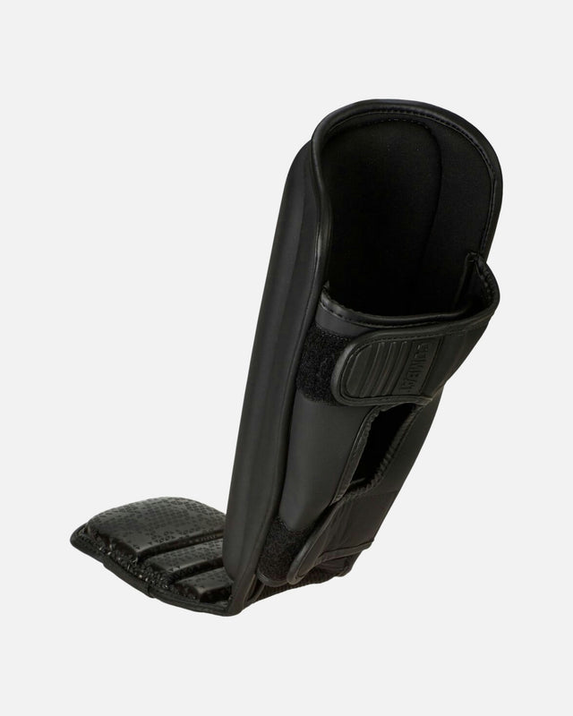Paratibie Adidas Combat 50 – Nero
