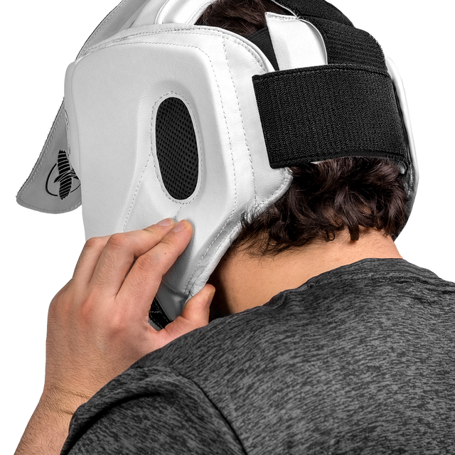 Căști de box Hayabusa T3 cu protecție pentru pomeți – Alb/Negru