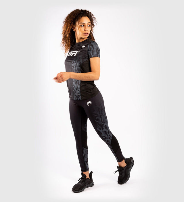 UFC Venum Performance Leggings – Schwarz – Leggings