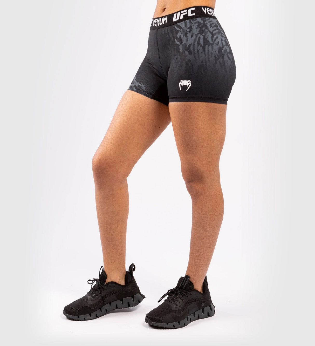 UFC Venum Performance Shorts Dames - Zwart - Shorts