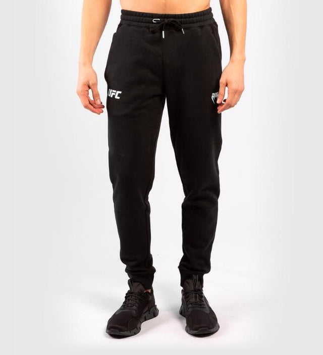 UFC Venum Trainingshosen – Schwarz/Weiß – Shorts