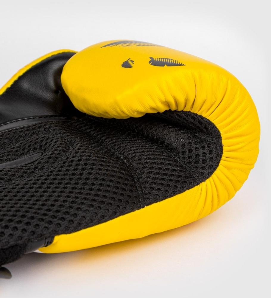 Venum Angry Birds (Kick)Bokshandschoenen Kids - Geel/Zwart - (Kick)Bokshandschoenen