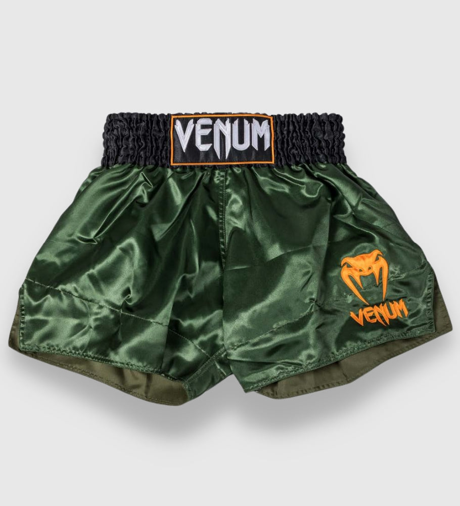 Venum Kickboks Broekje Classic 2.0 - Groen/Zwart/Goud - Shorts