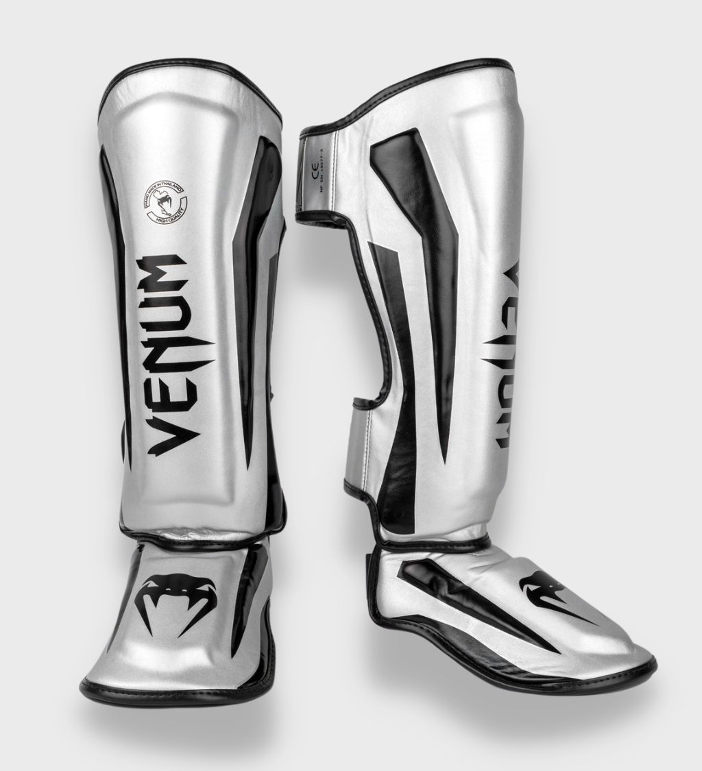 Venum Kickboks Scheenbeschermers Elite - Zilver/Zwart - Scheenbeschermers