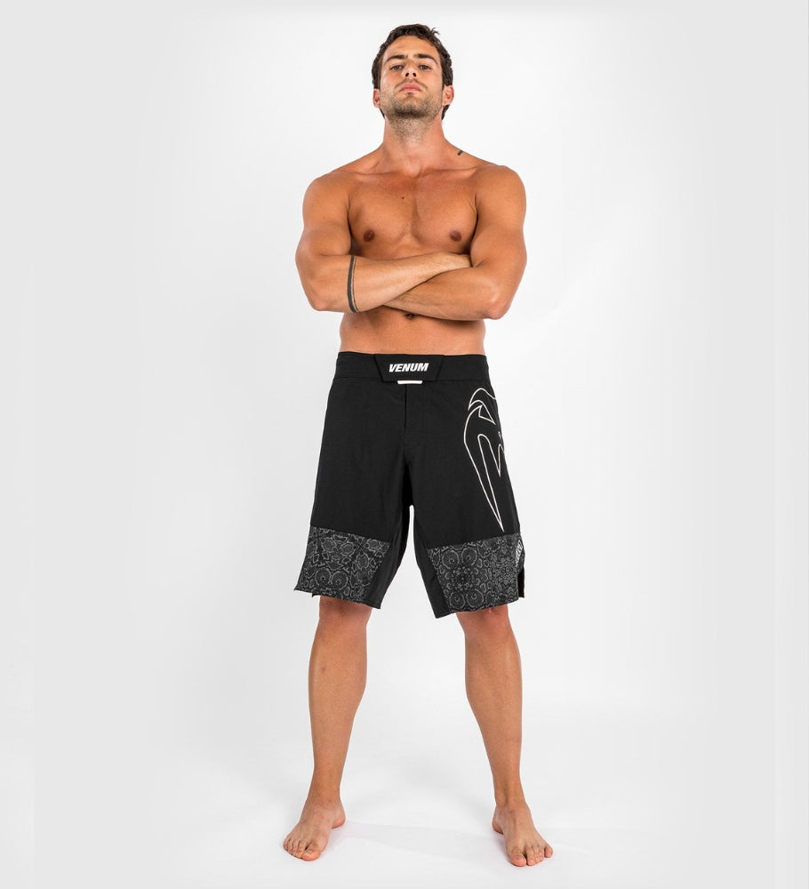 Venum MMA Broekje Light 4.0 - Zwart/Zwart - Shorts