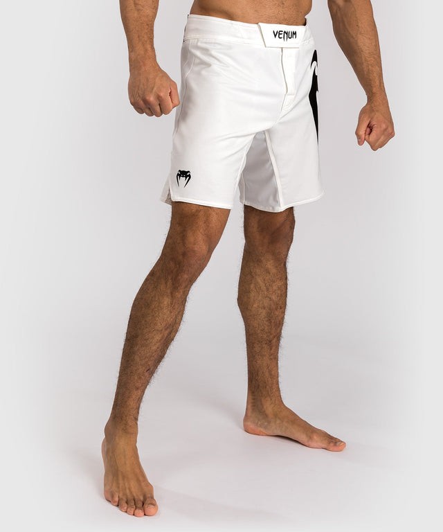 Shorts de MMA Venum Light 5.0 – Blanc/Noir