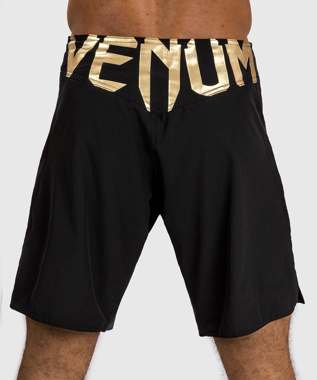 Venum Light 5.0 MMA-shorts – Svart/guld