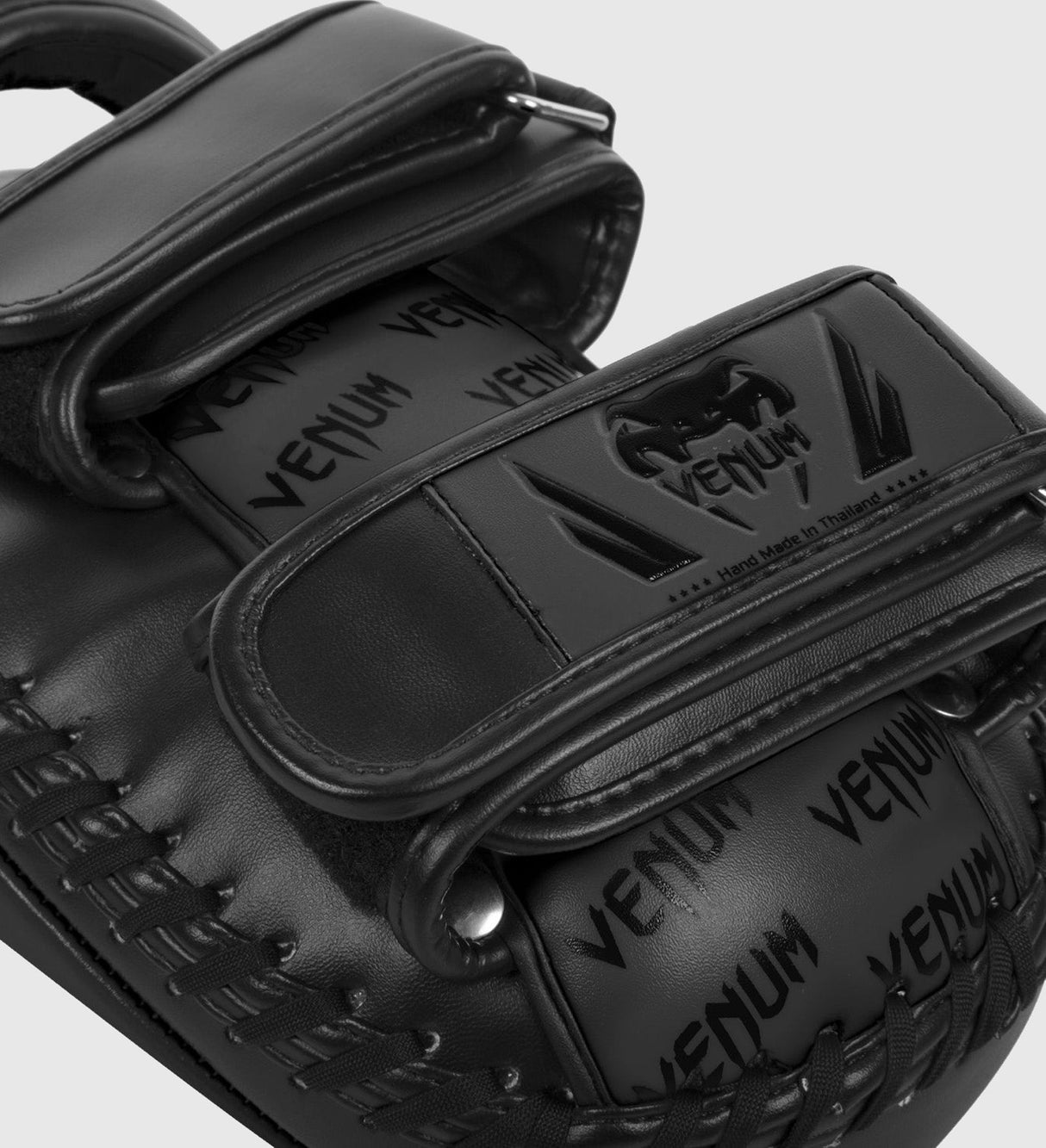 Venum Thai Pads Light - Zwart - Trap & Stootkussens